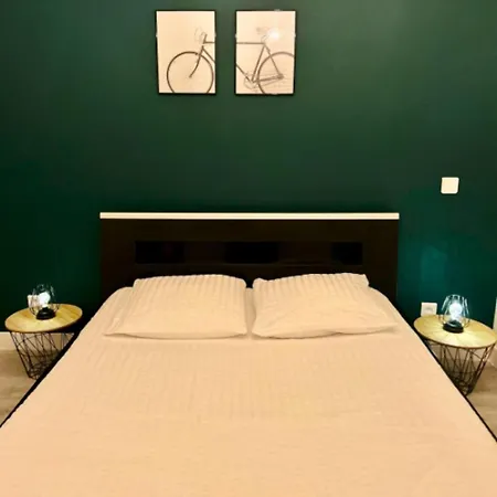 F2 Au Coeur De Apartment