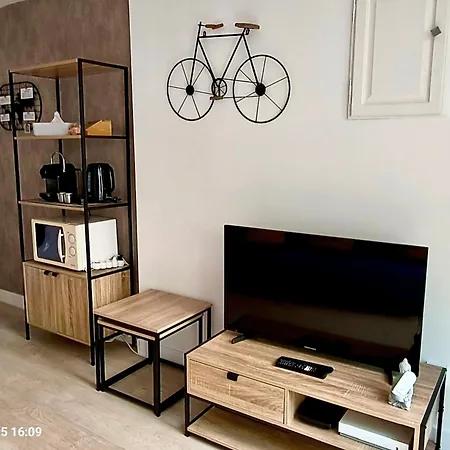 Chez Les Filles Defrance Apartamento